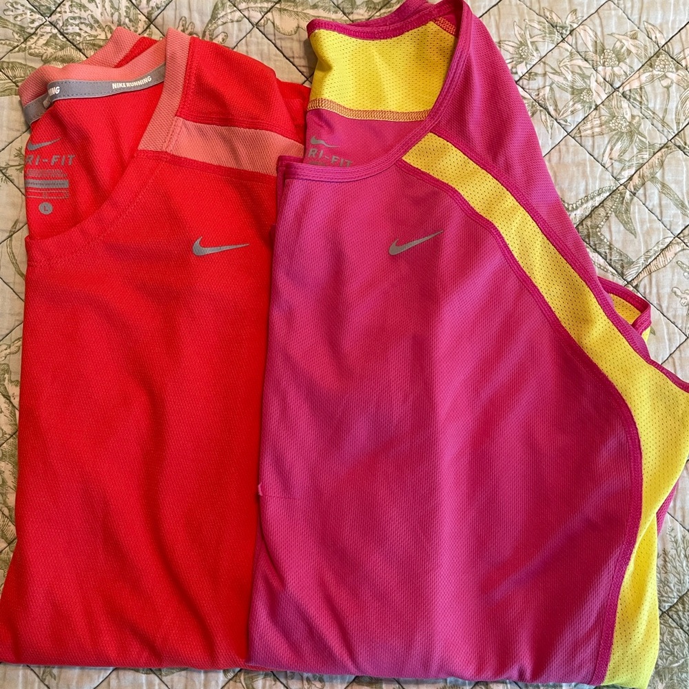 Lot Dri fit shirt